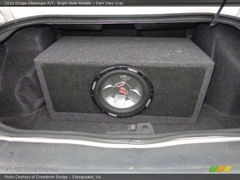 Bright Silver Metallic / Dark Slate Gray 2010 Dodge Challenger R/T