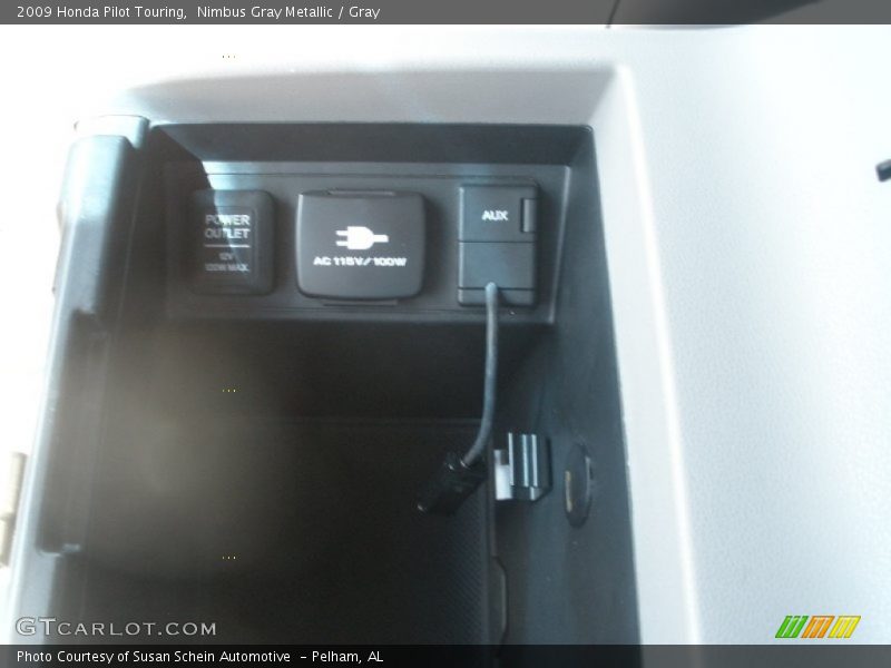 Nimbus Gray Metallic / Gray 2009 Honda Pilot Touring