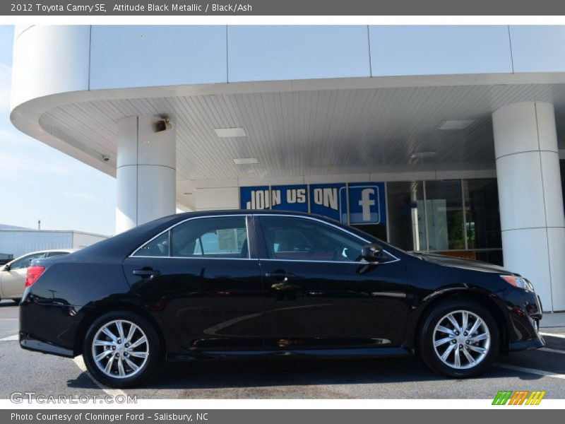 Attitude Black Metallic / Black/Ash 2012 Toyota Camry SE