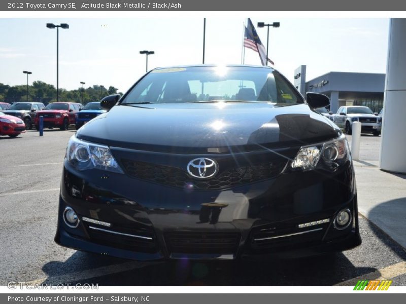Attitude Black Metallic / Black/Ash 2012 Toyota Camry SE