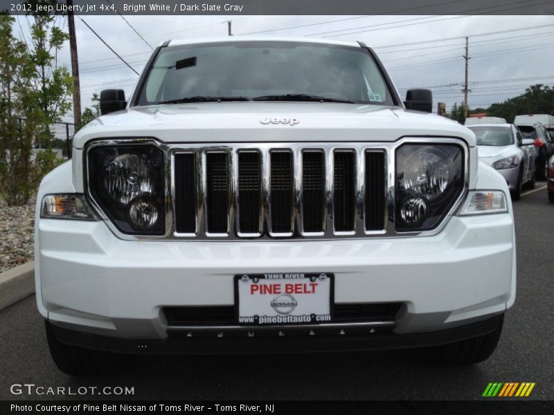Bright White / Dark Slate Gray 2012 Jeep Liberty Jet 4x4