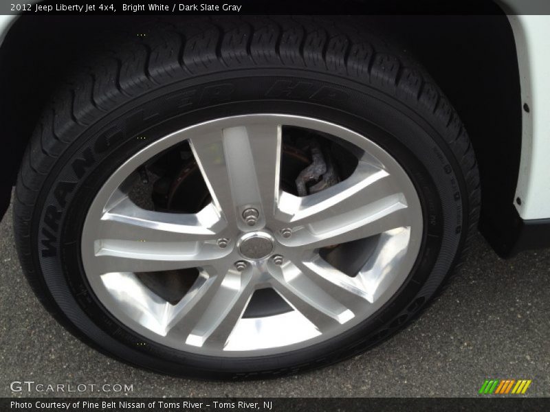 Bright White / Dark Slate Gray 2012 Jeep Liberty Jet 4x4