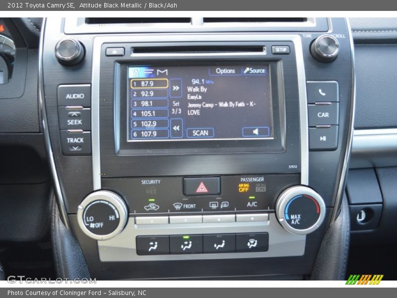 Attitude Black Metallic / Black/Ash 2012 Toyota Camry SE