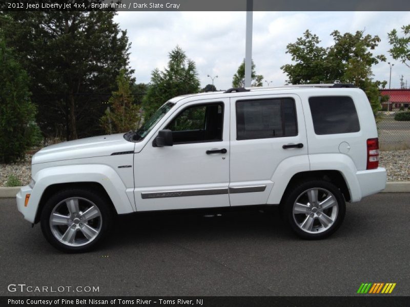 Bright White / Dark Slate Gray 2012 Jeep Liberty Jet 4x4
