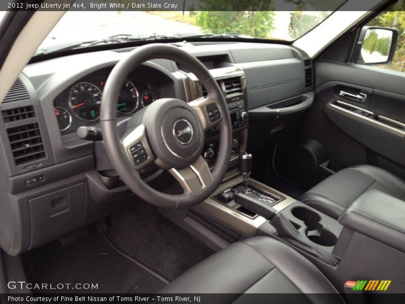Bright White / Dark Slate Gray 2012 Jeep Liberty Jet 4x4