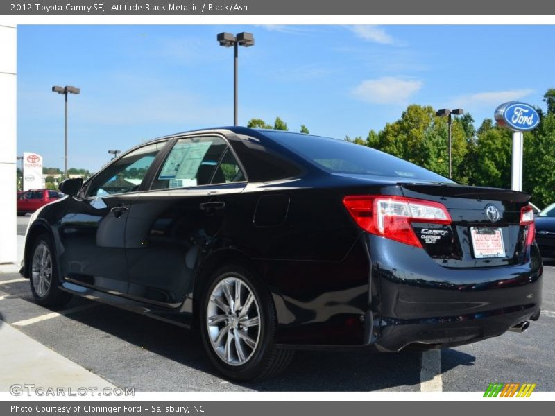 Attitude Black Metallic / Black/Ash 2012 Toyota Camry SE