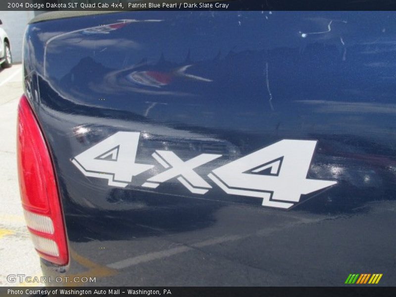 Patriot Blue Pearl / Dark Slate Gray 2004 Dodge Dakota SLT Quad Cab 4x4