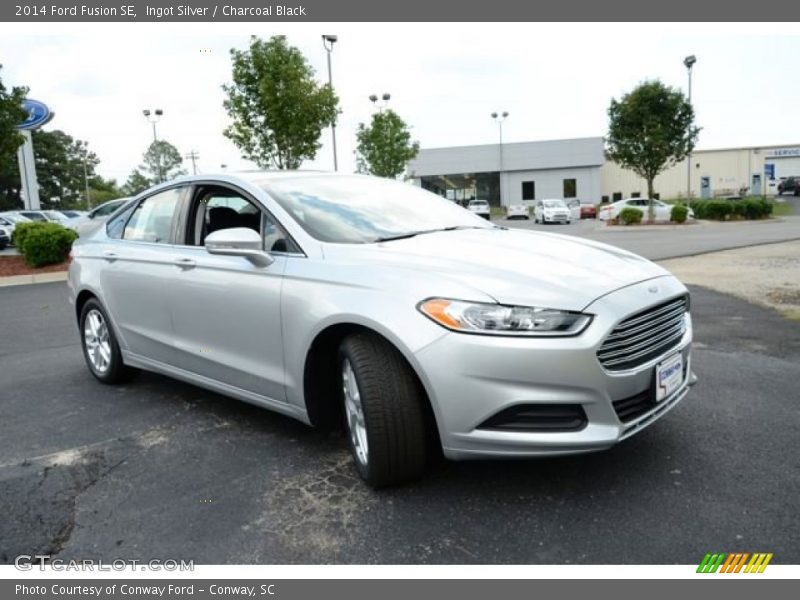 Ingot Silver / Charcoal Black 2014 Ford Fusion SE