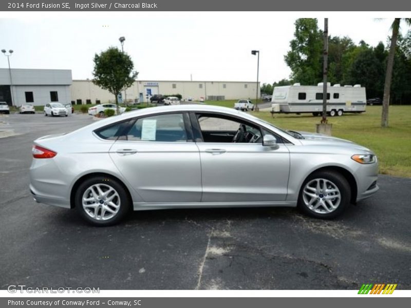 Ingot Silver / Charcoal Black 2014 Ford Fusion SE