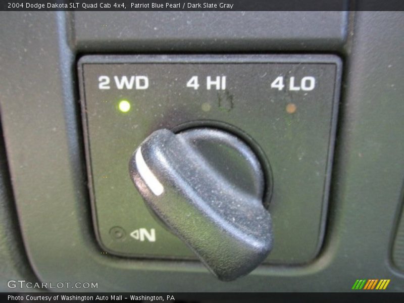 Patriot Blue Pearl / Dark Slate Gray 2004 Dodge Dakota SLT Quad Cab 4x4