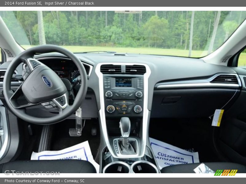 Ingot Silver / Charcoal Black 2014 Ford Fusion SE