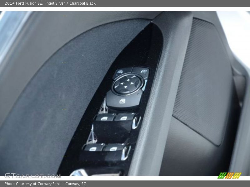 Ingot Silver / Charcoal Black 2014 Ford Fusion SE
