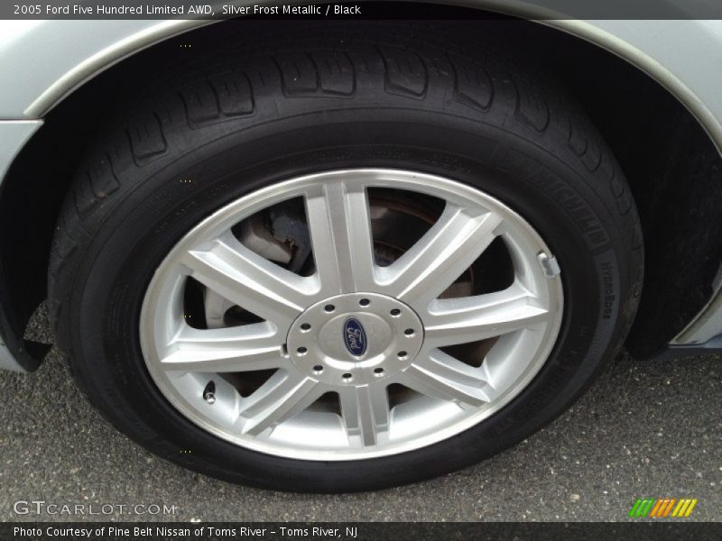 Silver Frost Metallic / Black 2005 Ford Five Hundred Limited AWD