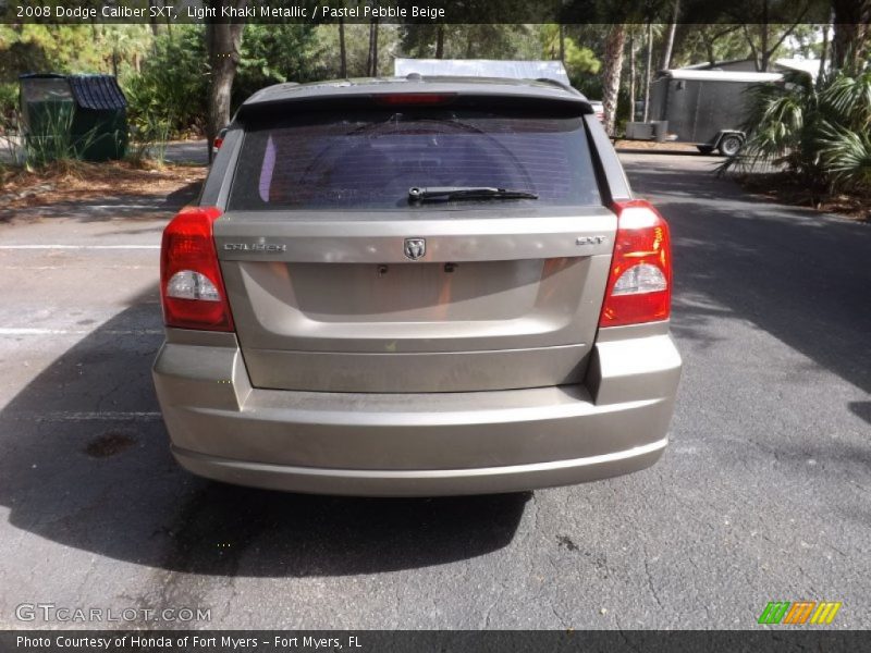 Light Khaki Metallic / Pastel Pebble Beige 2008 Dodge Caliber SXT