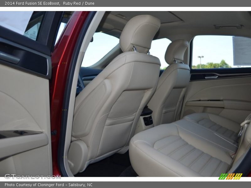 Ruby Red / Dune 2014 Ford Fusion SE EcoBoost
