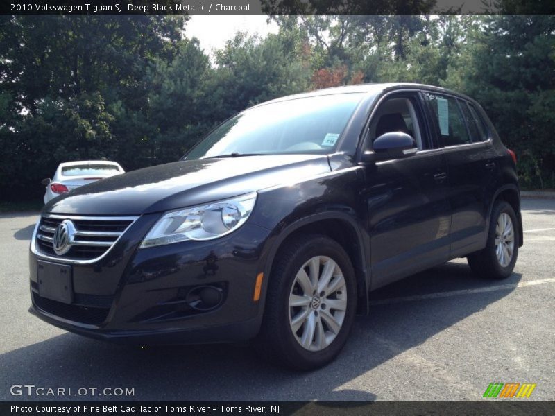 Deep Black Metallic / Charcoal 2010 Volkswagen Tiguan S