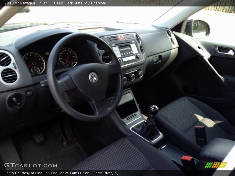 Deep Black Metallic / Charcoal 2010 Volkswagen Tiguan S