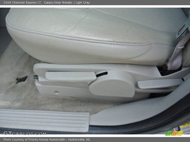 Galaxy Silver Metallic / Light Gray 2006 Chevrolet Equinox LT