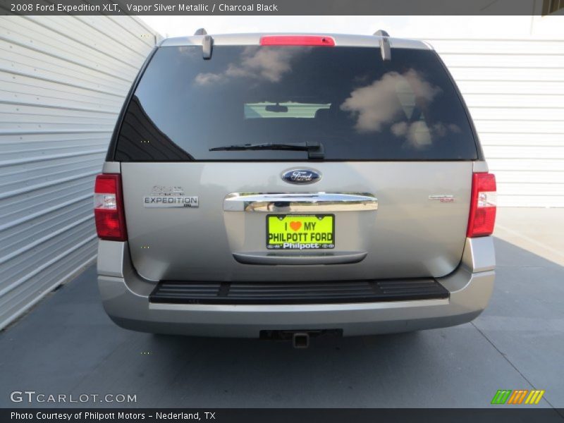 Vapor Silver Metallic / Charcoal Black 2008 Ford Expedition XLT