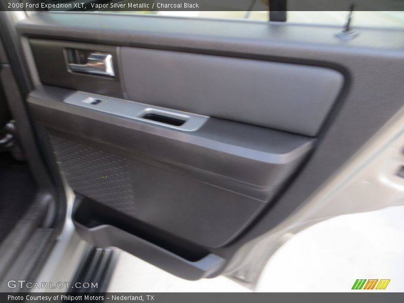 Vapor Silver Metallic / Charcoal Black 2008 Ford Expedition XLT