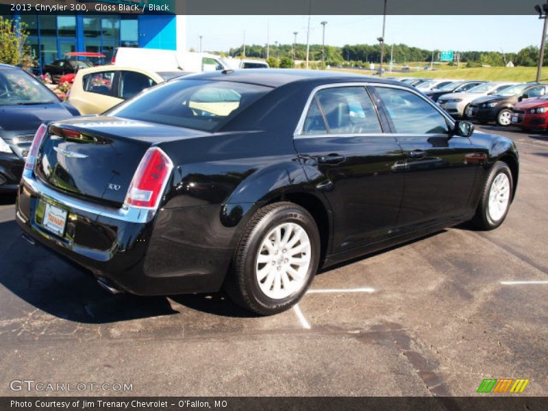 Gloss Black / Black 2013 Chrysler 300