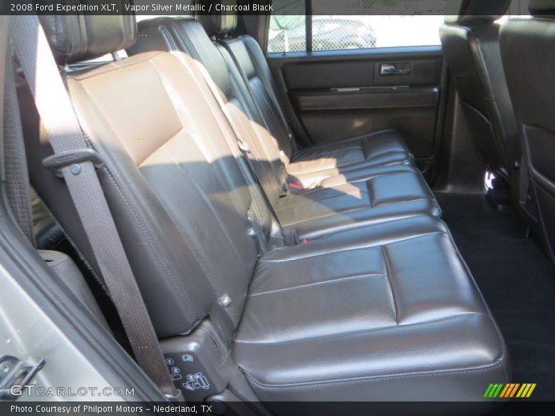 Vapor Silver Metallic / Charcoal Black 2008 Ford Expedition XLT
