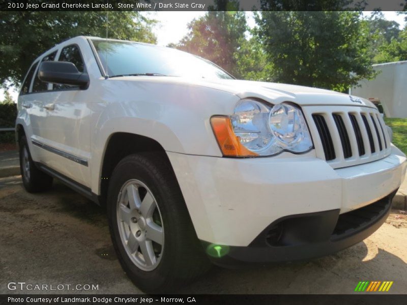 Stone White / Dark Slate Gray 2010 Jeep Grand Cherokee Laredo