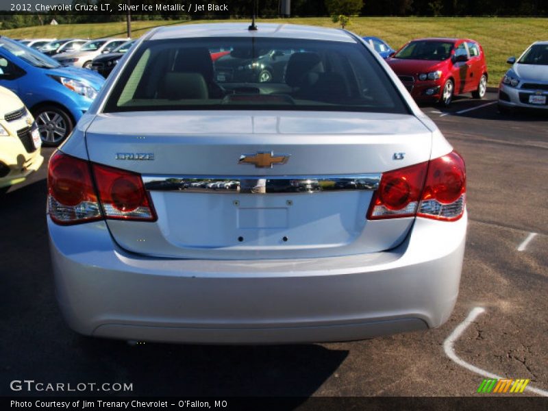 Silver Ice Metallic / Jet Black 2012 Chevrolet Cruze LT