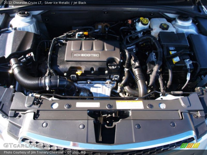 Silver Ice Metallic / Jet Black 2012 Chevrolet Cruze LT