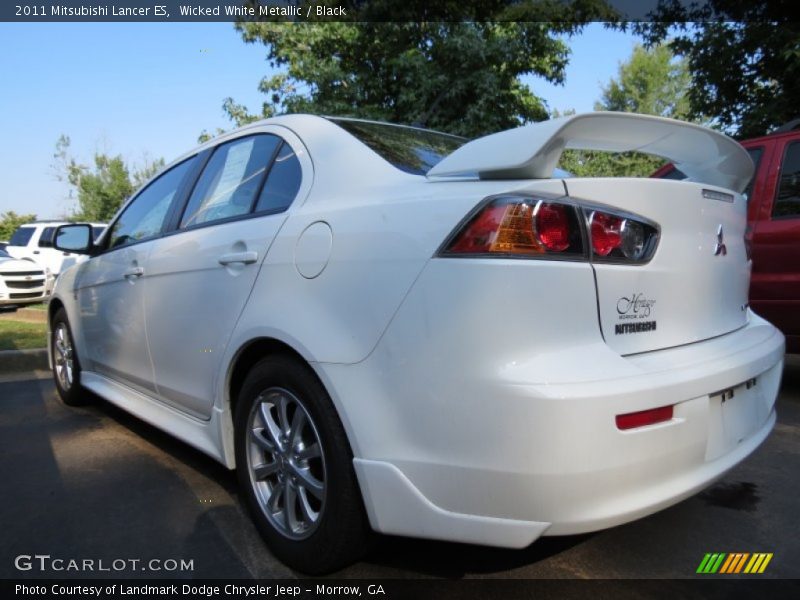 Wicked White Metallic / Black 2011 Mitsubishi Lancer ES