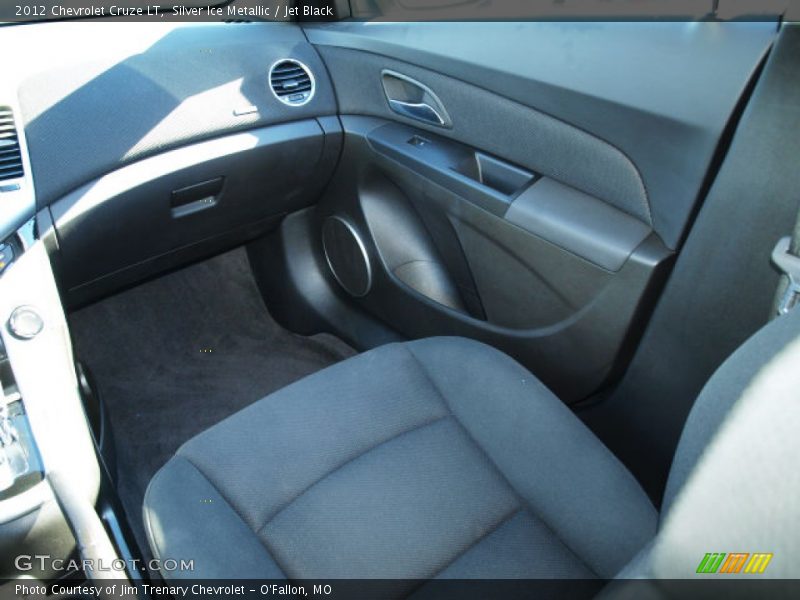 Silver Ice Metallic / Jet Black 2012 Chevrolet Cruze LT