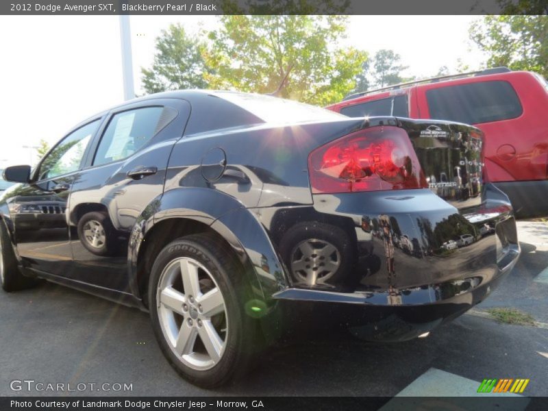 Blackberry Pearl / Black 2012 Dodge Avenger SXT