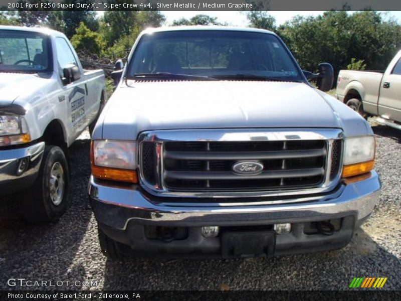 Silver Metallic / Medium Graphite 2001 Ford F250 Super Duty XLT Super Crew 4x4