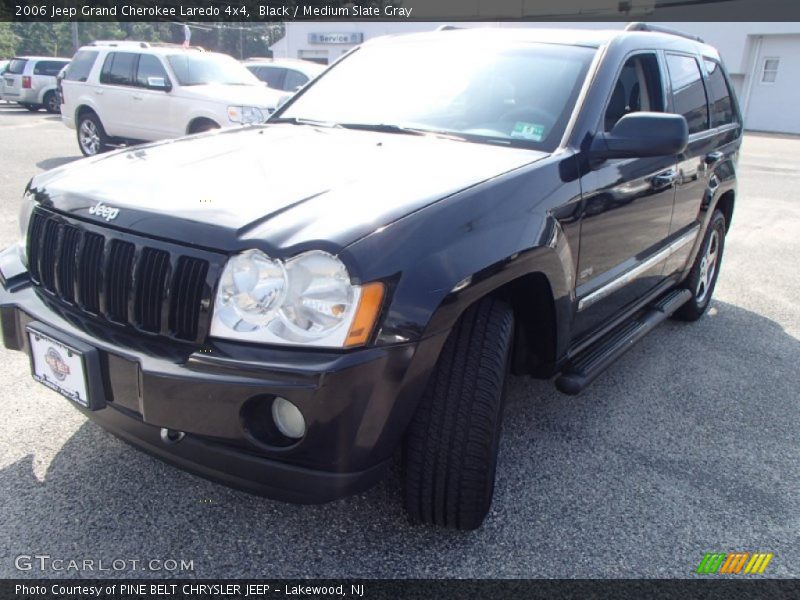 Black / Medium Slate Gray 2006 Jeep Grand Cherokee Laredo 4x4