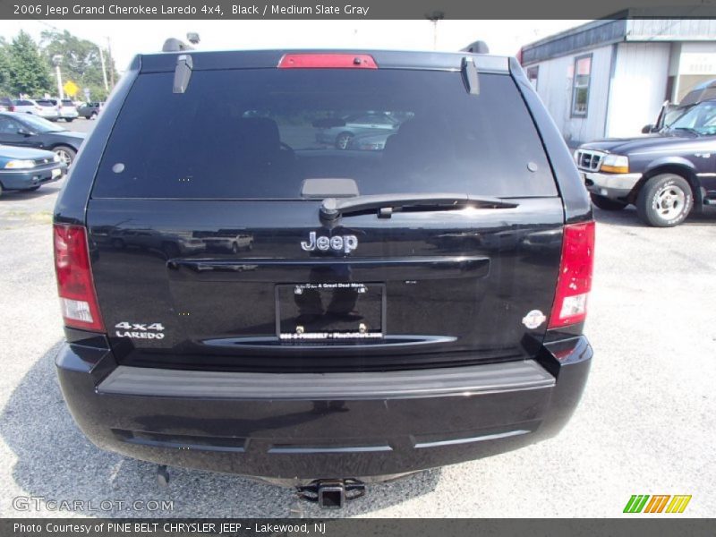 Black / Medium Slate Gray 2006 Jeep Grand Cherokee Laredo 4x4