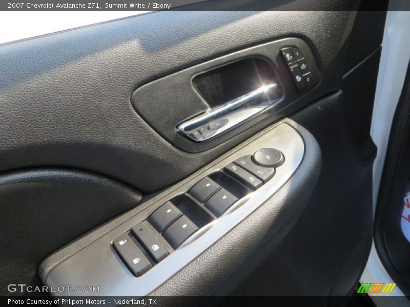 Summit White / Ebony 2007 Chevrolet Avalanche Z71