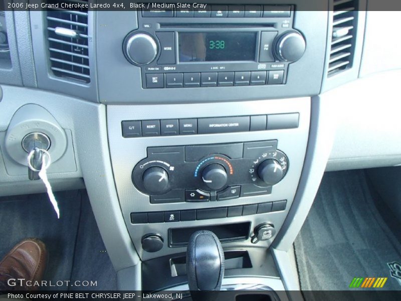 Black / Medium Slate Gray 2006 Jeep Grand Cherokee Laredo 4x4