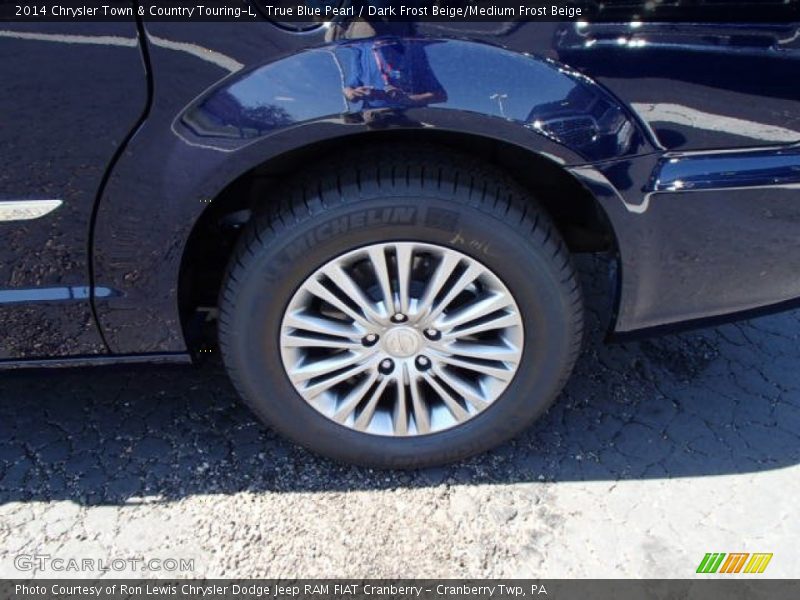 True Blue Pearl / Dark Frost Beige/Medium Frost Beige 2014 Chrysler Town & Country Touring-L