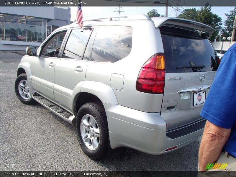 Silver Pine Metallic / Ivory 2005 Lexus GX 470