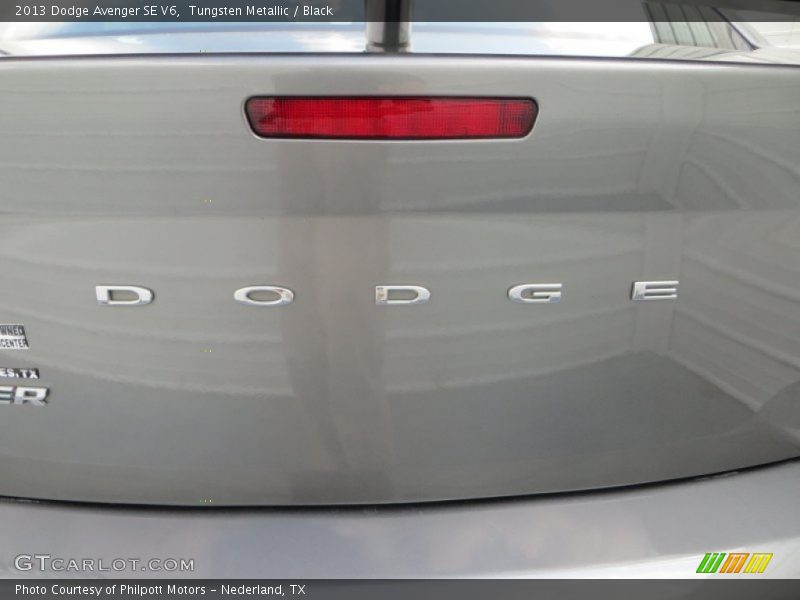 Tungsten Metallic / Black 2013 Dodge Avenger SE V6