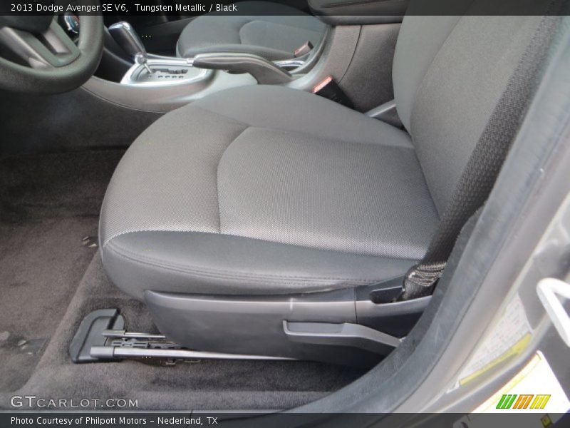 Tungsten Metallic / Black 2013 Dodge Avenger SE V6