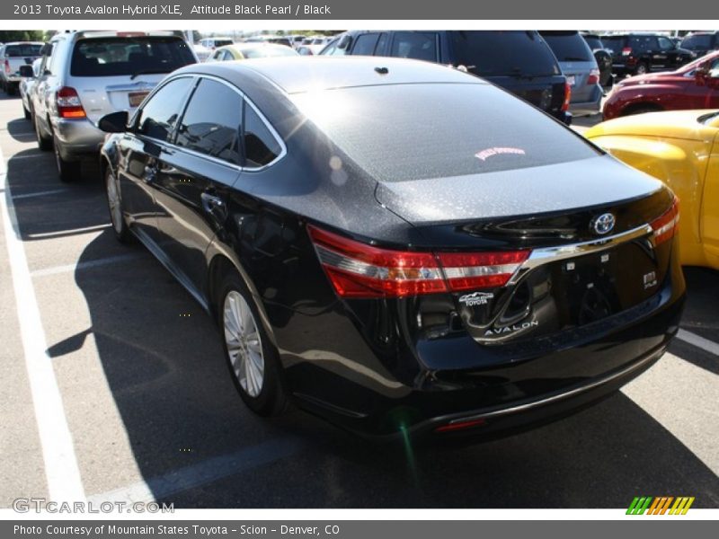 Attitude Black Pearl / Black 2013 Toyota Avalon Hybrid XLE