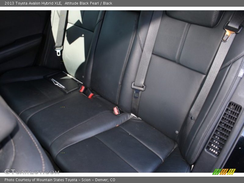 Attitude Black Pearl / Black 2013 Toyota Avalon Hybrid XLE