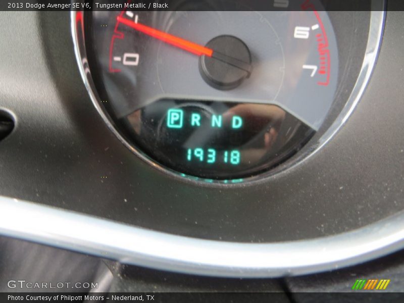 Tungsten Metallic / Black 2013 Dodge Avenger SE V6