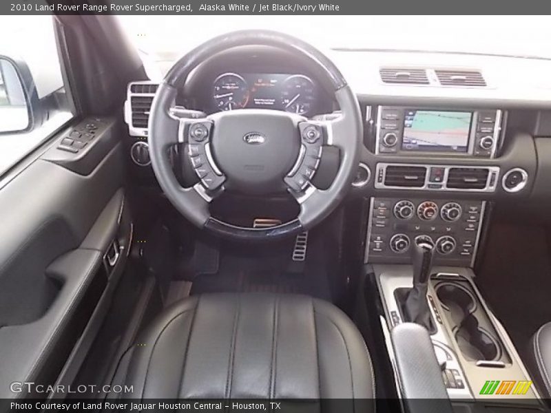 Dashboard of 2010 Range Rover Supercharged