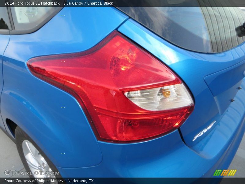 Blue Candy / Charcoal Black 2014 Ford Focus SE Hatchback