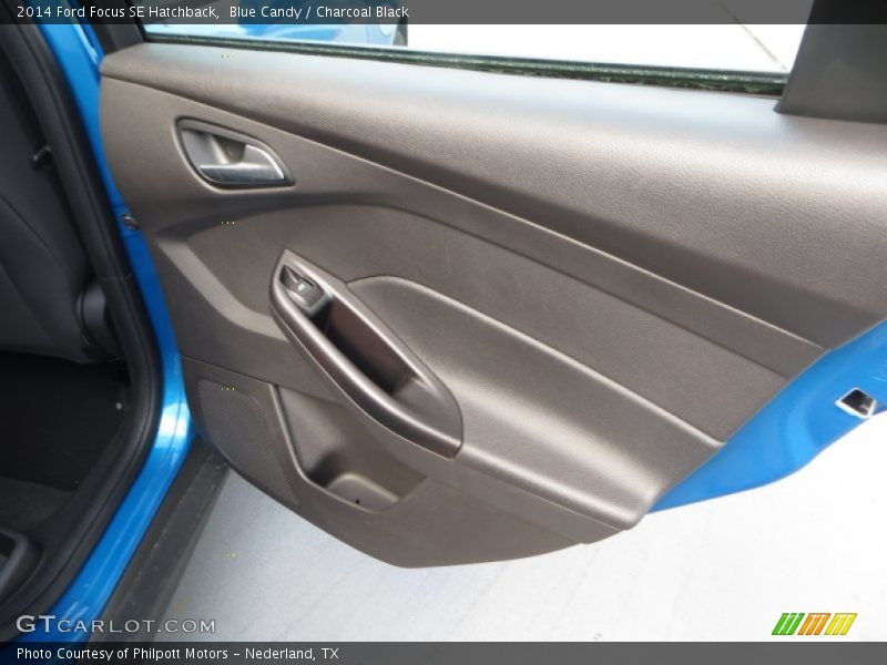 Blue Candy / Charcoal Black 2014 Ford Focus SE Hatchback