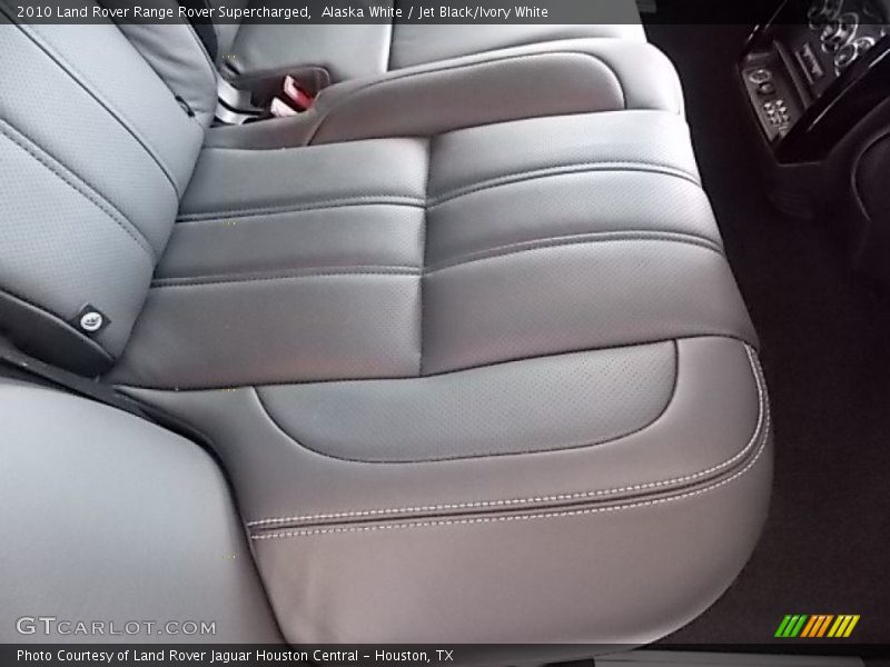 Alaska White / Jet Black/Ivory White 2010 Land Rover Range Rover Supercharged