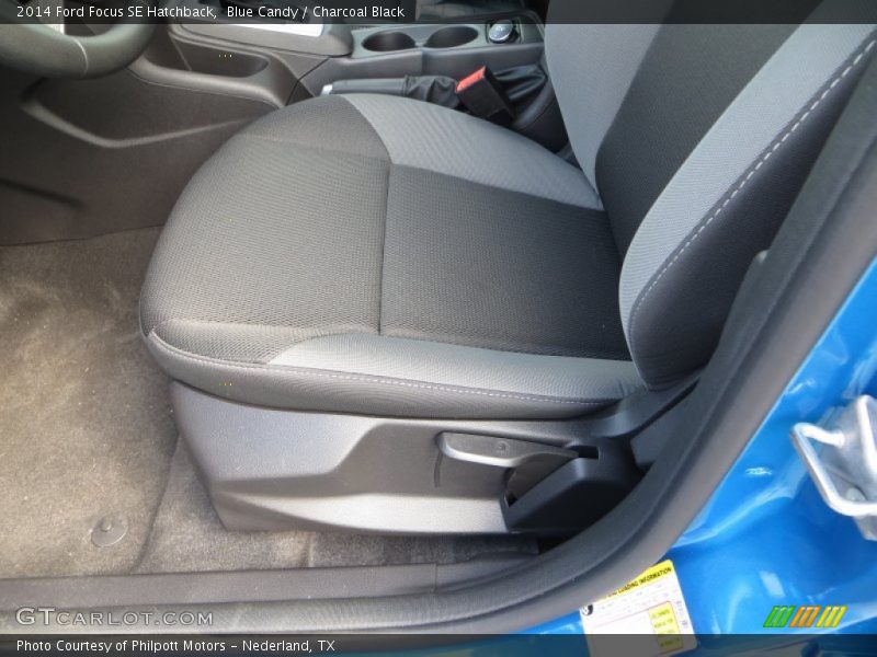 Blue Candy / Charcoal Black 2014 Ford Focus SE Hatchback