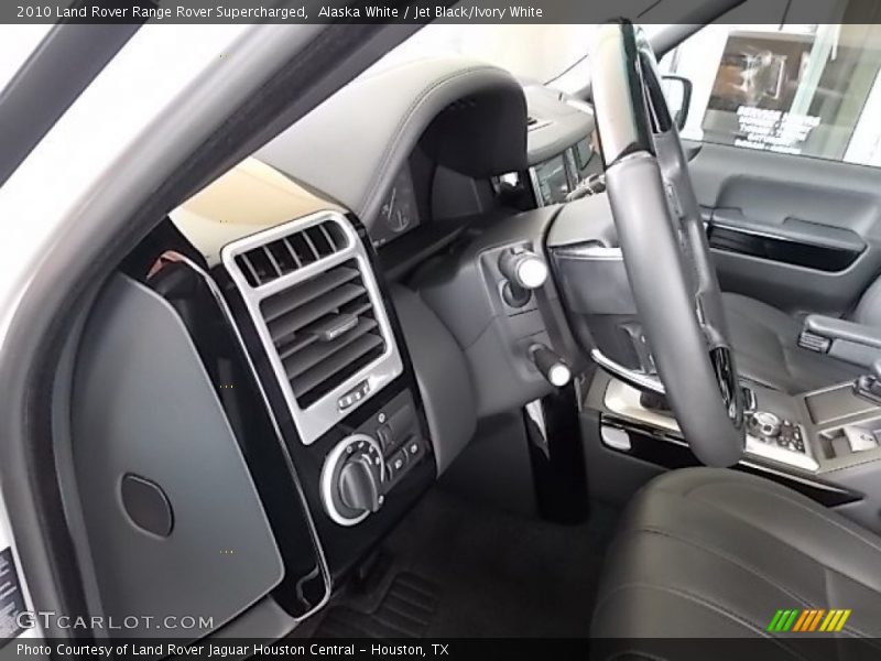 Alaska White / Jet Black/Ivory White 2010 Land Rover Range Rover Supercharged